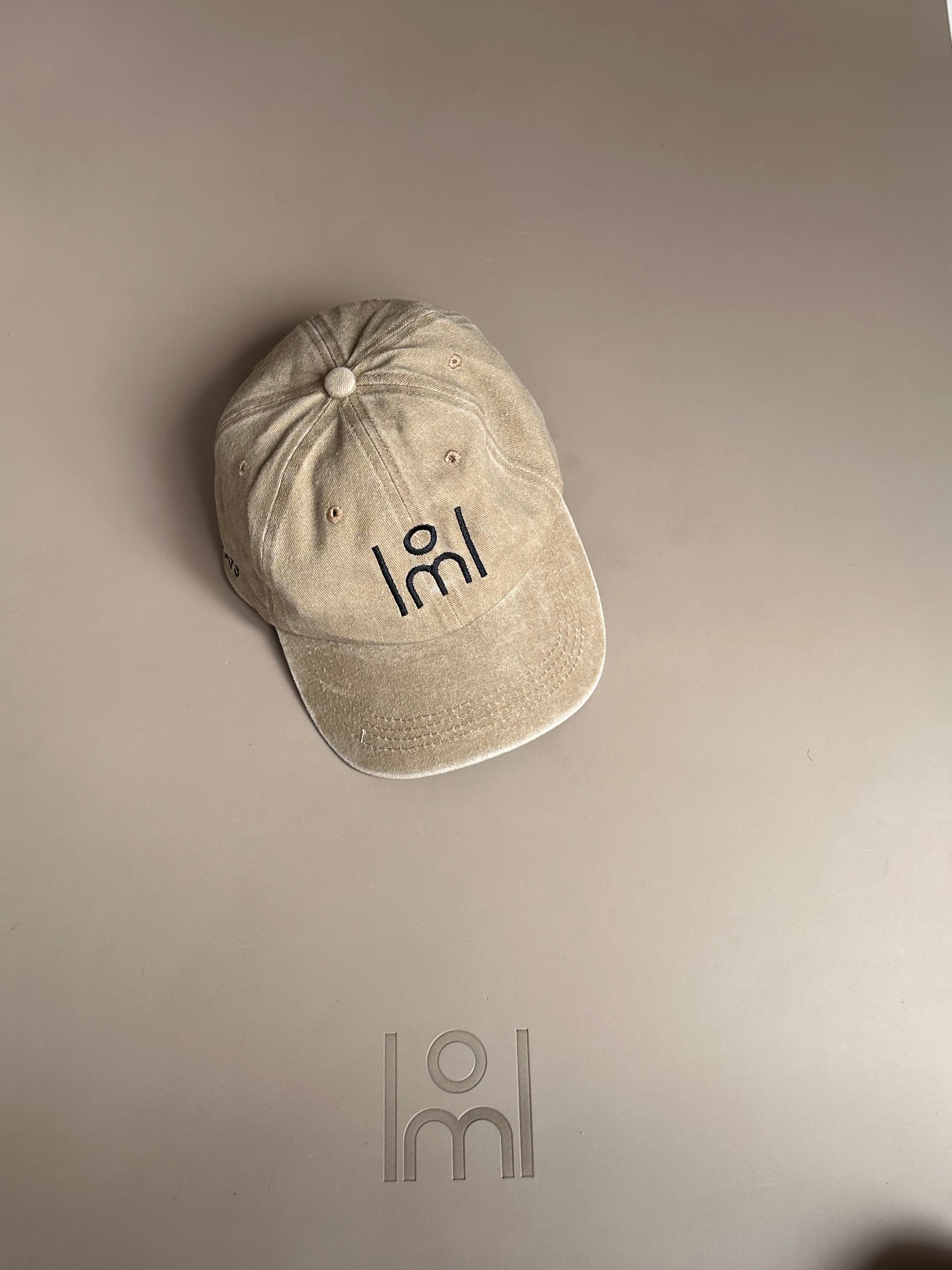 Casablanca boxy sand cap