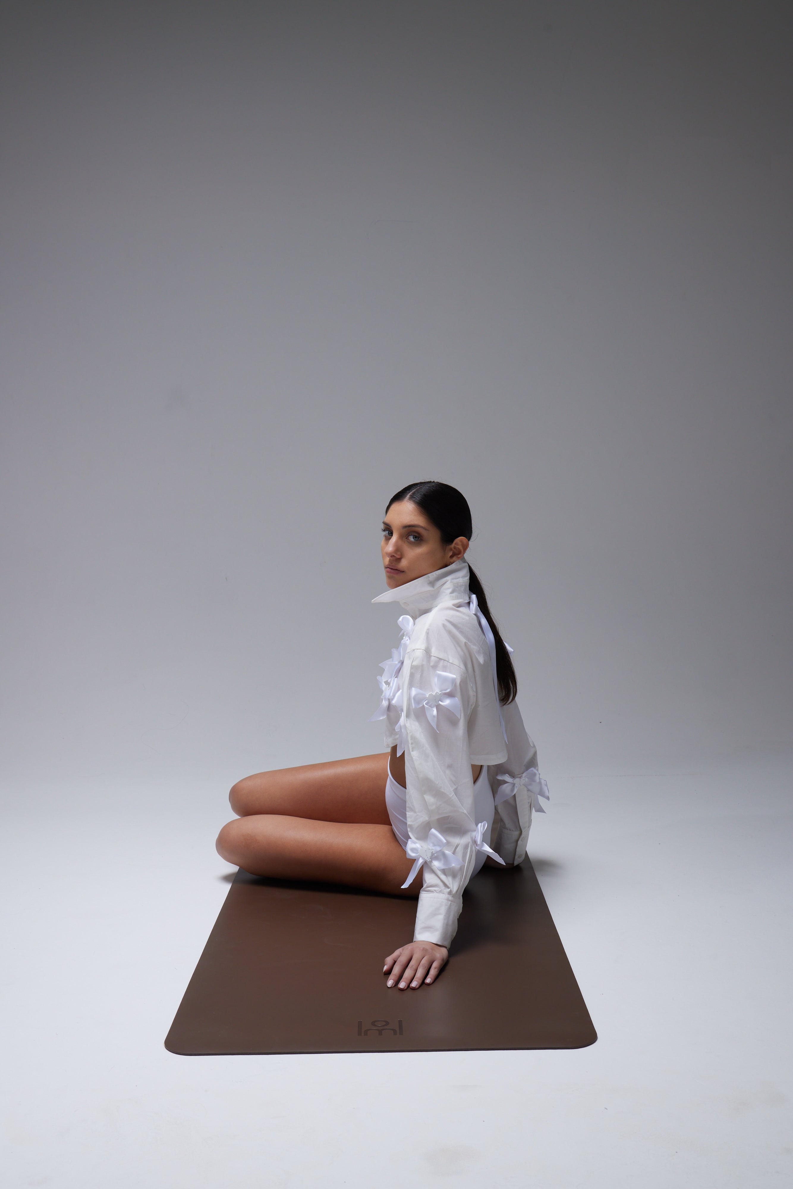 Rooted Brown Yoga mat - Studio Collection - 4.5mm